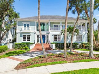 814 S BAYSIDE DRIVE, Tampa, FL 33609