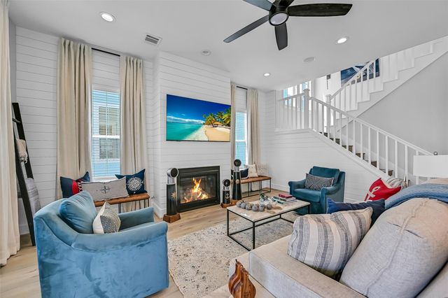 3811 Conch, Galveston, TX 77554
