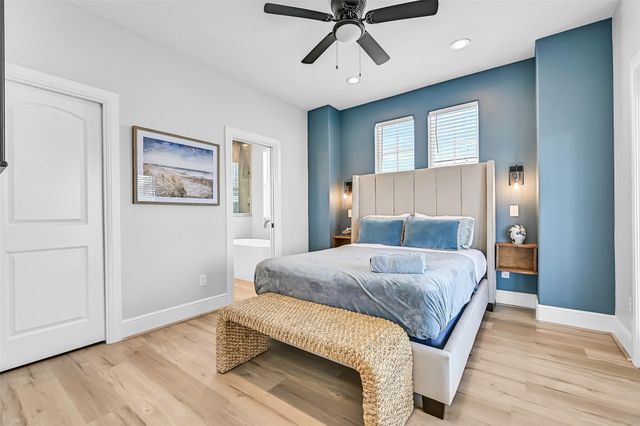 3811 Conch, Galveston, TX 77554