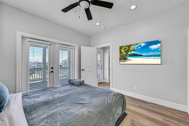 3811 Conch, Galveston, TX 77554