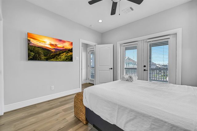 3811 Conch, Galveston, TX 77554
