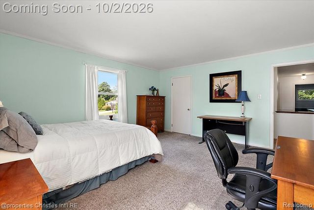 36342 Old Homestead Drive, Farmington Hills, MI 48335