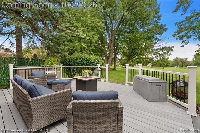36342 Old Homestead Drive, Farmington Hills, MI 48335