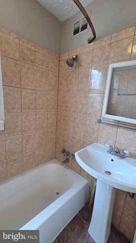 45 TODD PL NE, Washington, DC 20002