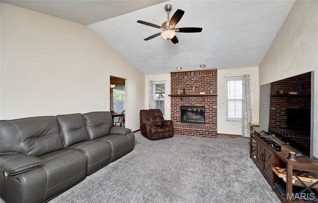 601 Rain Hollow Drive, O'fallon, IL 62269