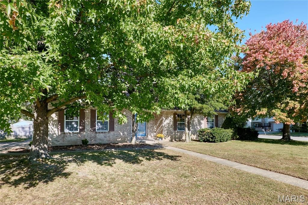 601 Rain Hollow Drive, O'fallon, IL 62269