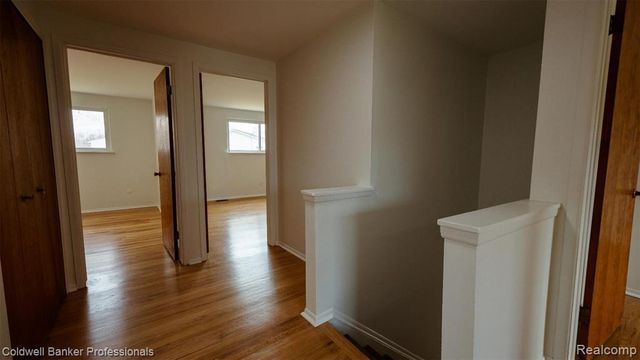 20240 Wildhern Street, Southfield, MI 48076