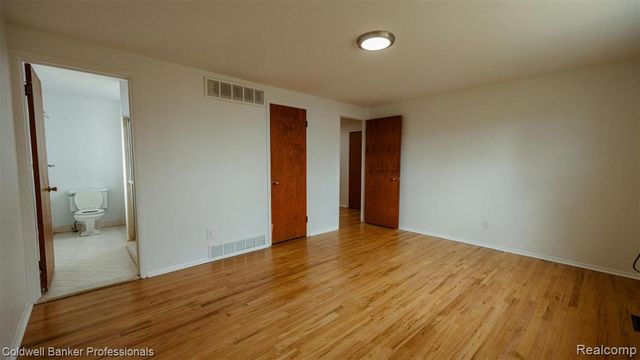 20240 Wildhern Street, Southfield, MI 48076