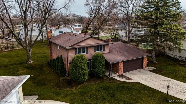 20240 Wildhern Street, Southfield, MI 48076