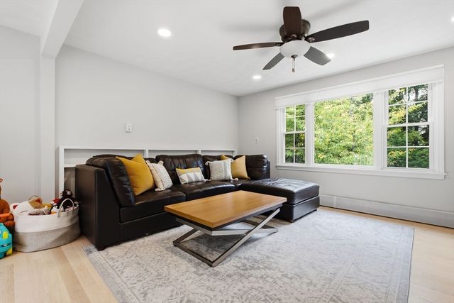 409 Salem Street, Wilmington, MA 01887