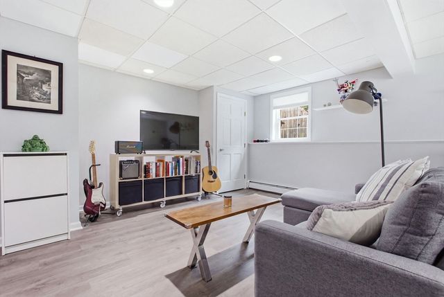 409 Salem Street, Wilmington, MA 01887