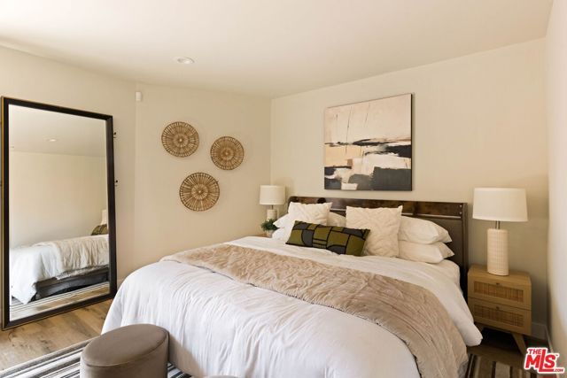 11237 Braddock Drive, Culver City, CA 90230