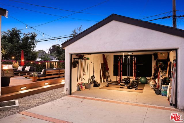 11237 Braddock Drive, Culver City, CA 90230