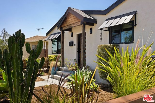 11237 Braddock Drive, Culver City, CA 90230