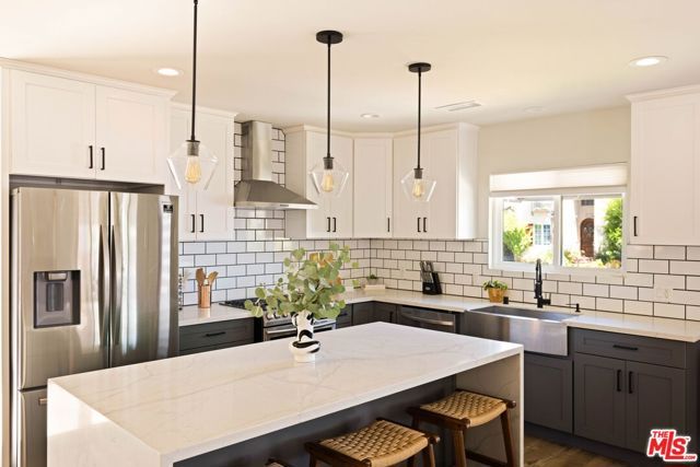 11237 Braddock Drive, Culver City, CA 90230