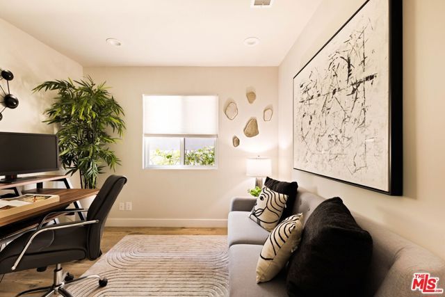 11237 Braddock Drive, Culver City, CA 90230