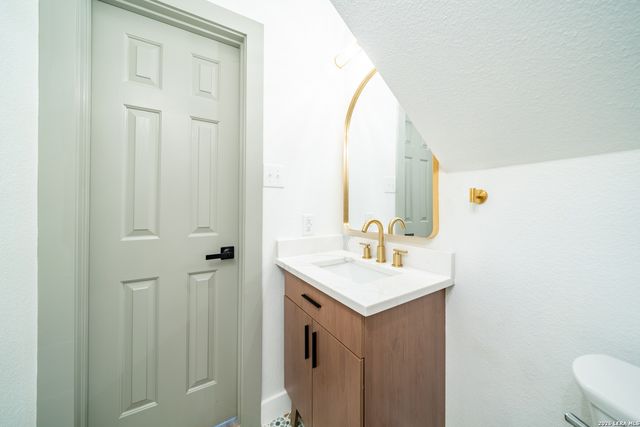 7 Claybrook, San Antonio, TX 78254