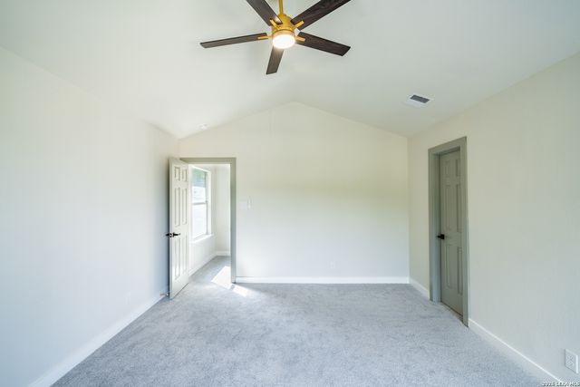 7 Claybrook, San Antonio, TX 78254