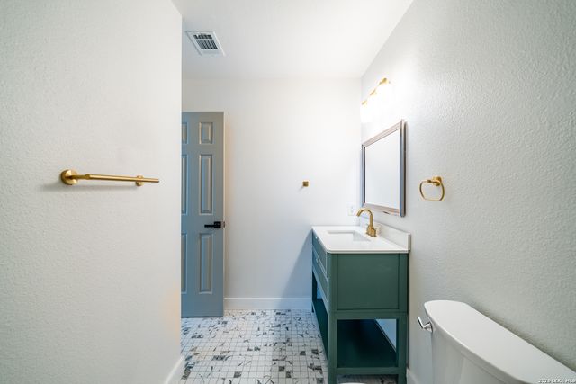 7 Claybrook, San Antonio, TX 78254