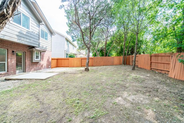 7 Claybrook, San Antonio, TX 78254