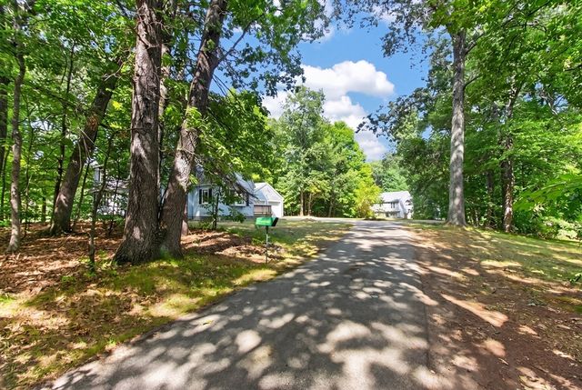 240 Taylor St, Littleton, MA 01460
