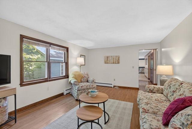 240 Taylor St, Littleton, MA 01460