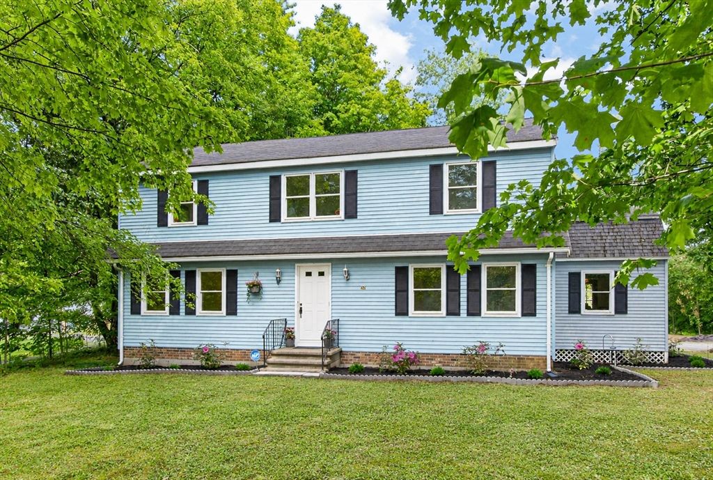240 Taylor St, Littleton, MA 01460