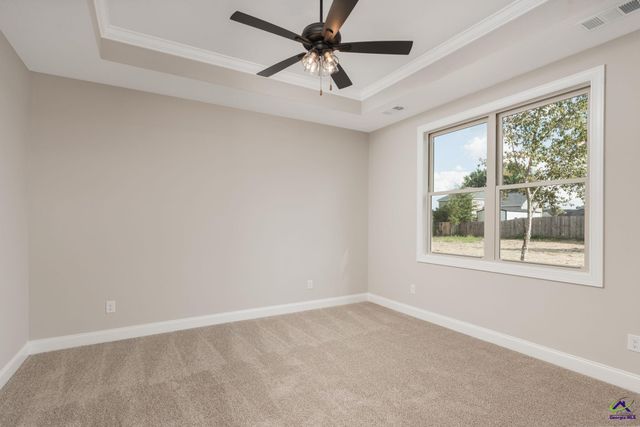 205 Farmland Circle, Perry, GA 31069