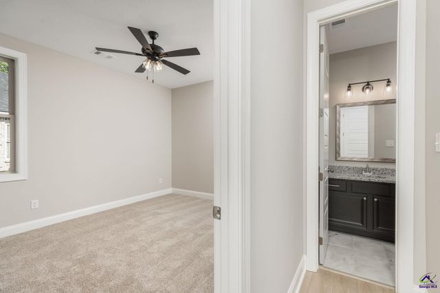 205 Farmland Circle, Perry, GA 31069