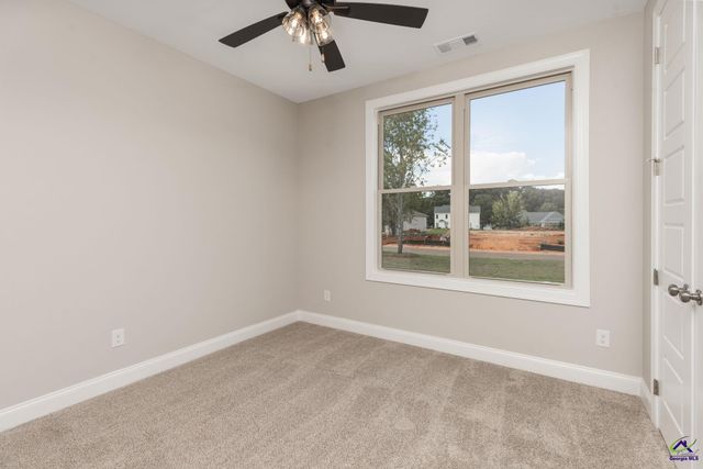 205 Farmland Circle, Perry, GA 31069