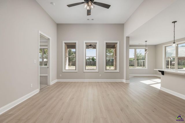 205 Farmland Circle, Perry, GA 31069