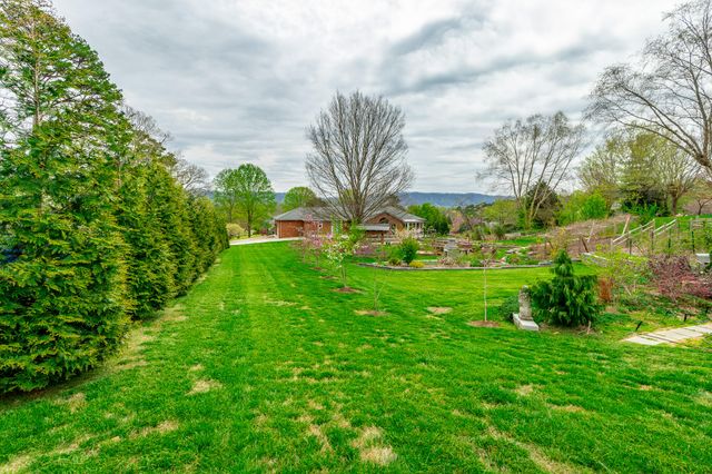 5423 Mill Stone Drive, Ooltewah, TN 37363