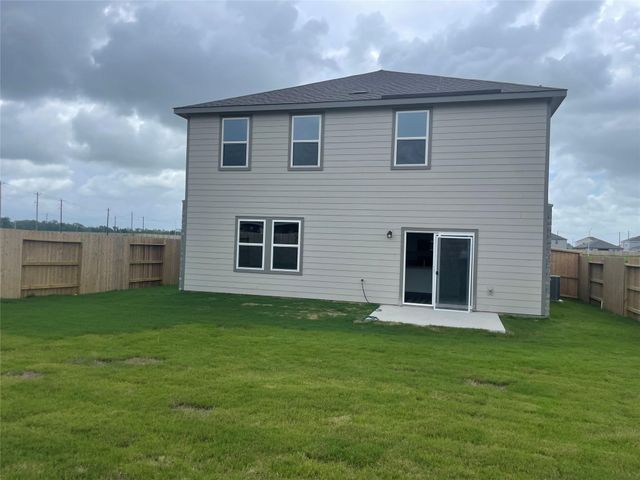 3106 Tanzanite Chase Drive, Angleton, TX 77515