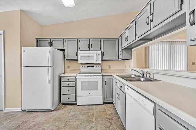 7246 Cherry Blossom CIR, Roanoke, VA 24019