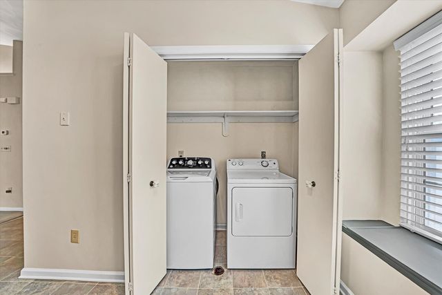 7246 Cherry Blossom CIR, Roanoke, VA 24019