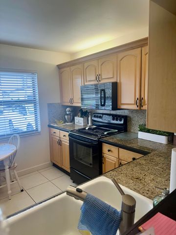 8930 SW 19th Street H, Boca Raton, FL 33433