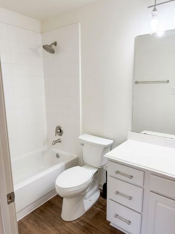 11922 Lois Lane Drive, Pinehurst, TX 77362