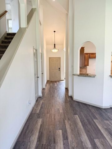 11922 Lois Lane Drive, Pinehurst, TX 77362
