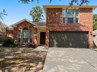 11922 Lois Lane Drive, Pinehurst, TX 77362