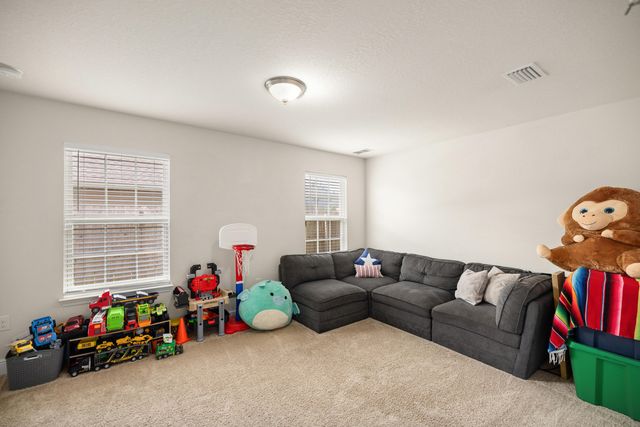 5176 Carmell Ridge Circle, Milton, FL 32570