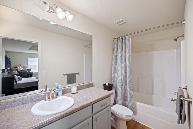 5176 Carmell Ridge Circle, Milton, FL 32570