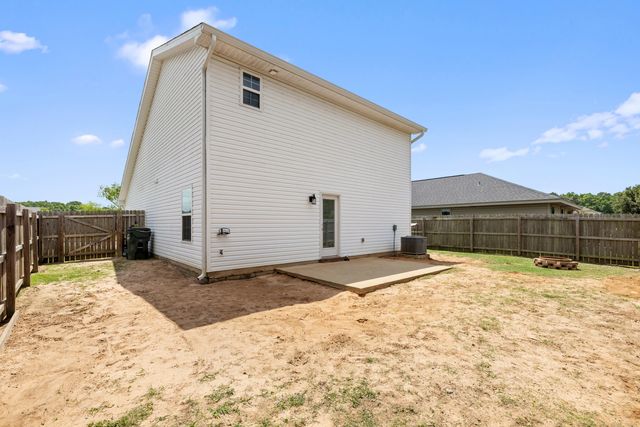 5176 Carmell Ridge Circle, Milton, FL 32570