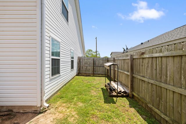 5176 Carmell Ridge Circle, Milton, FL 32570