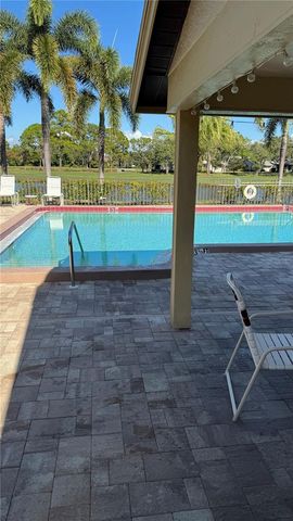 4640 WEYBRIDGE 12, Sarasota, FL 34235