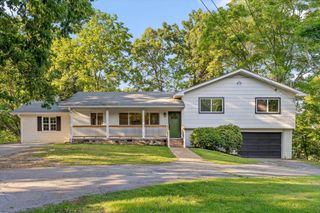 25 Holiday Lane, Chattanooga, TN 37415