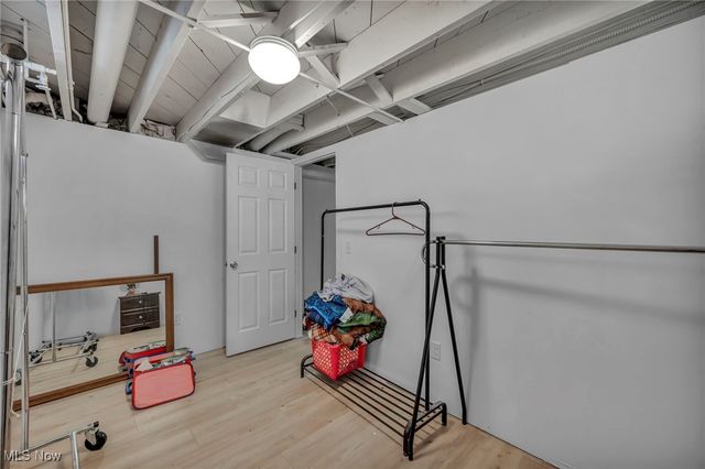 250 Vineyard Road, Avon Lake, OH 44012