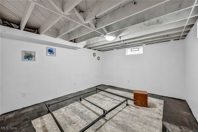 250 Vineyard Road, Avon Lake, OH 44012