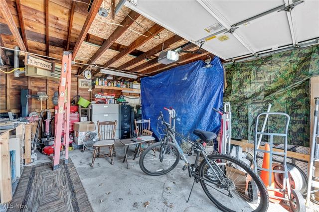 250 Vineyard Road, Avon Lake, OH 44012