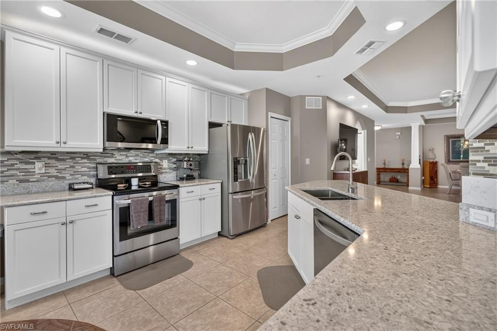 3620 Lansing LOOP 101, ESTERO, FL 33928 — photo 3