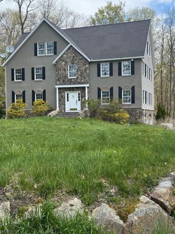 14 Hidden Valley Dr, Vernon Twp., NJ 07462